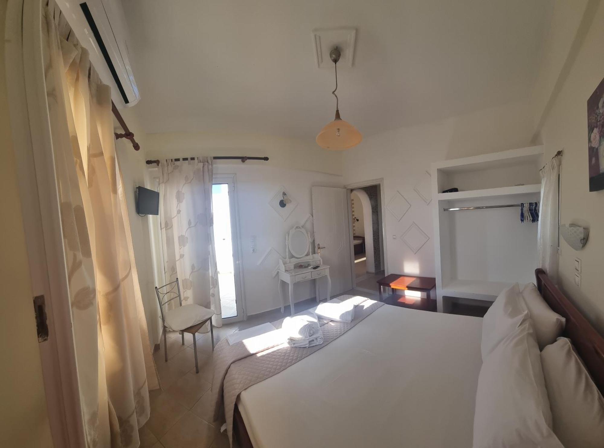 Sophi'S L Studios & Apartments Agia Anna  Exterior foto