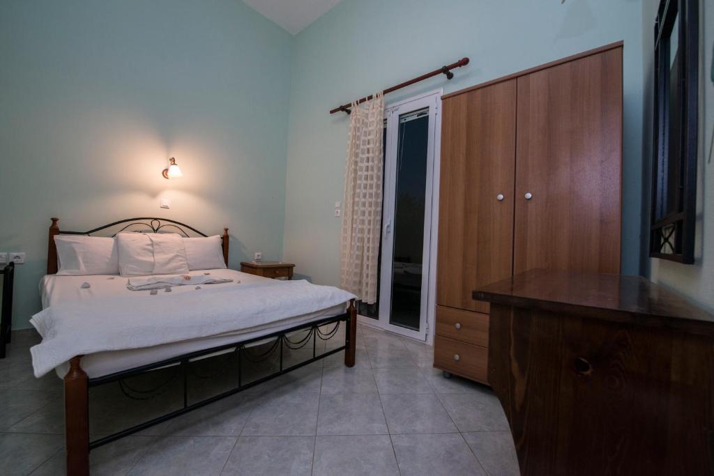 Sophi'S L Studios & Apartments Agia Anna  Quarto foto